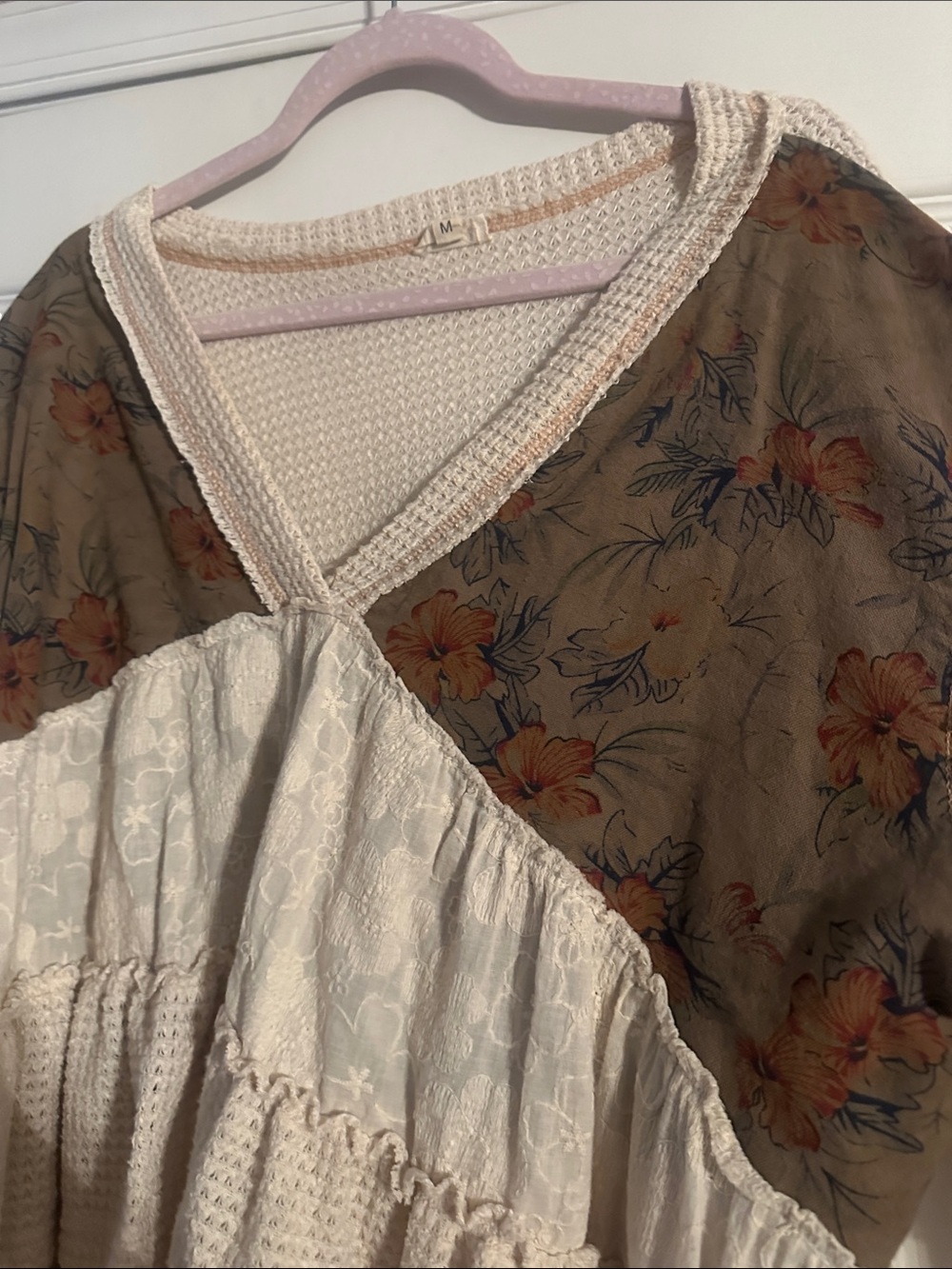 POL Boho Patchwork V‑Neck Ruffle Blouse in Cream and Olive Brown - Picture 6 of 7